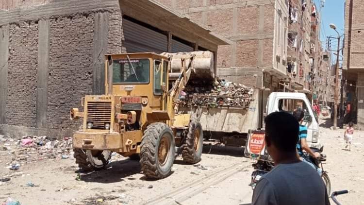 حملات لرفع القمامة والمخلفات بالمنيا