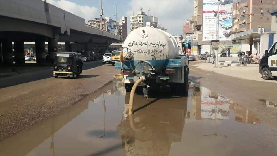 اعمال الصيانه بشوارع المحلة 
