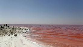 إيران تعتقل عشارت المحتجين بسبب جفاف بحيرة أرومية