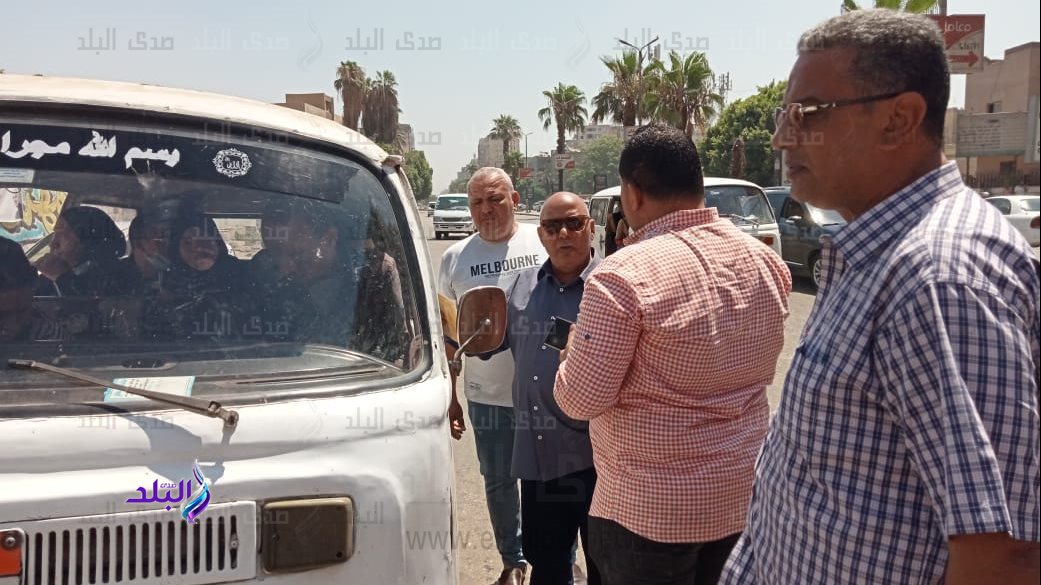 ضبط ٢٧ سيارة سرفيس ونقل جماعي غير ملتزمة بالتعريفة المحددة