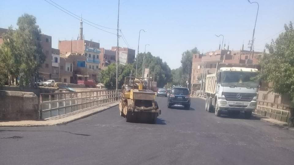 غلق طريقين بالمنيا 