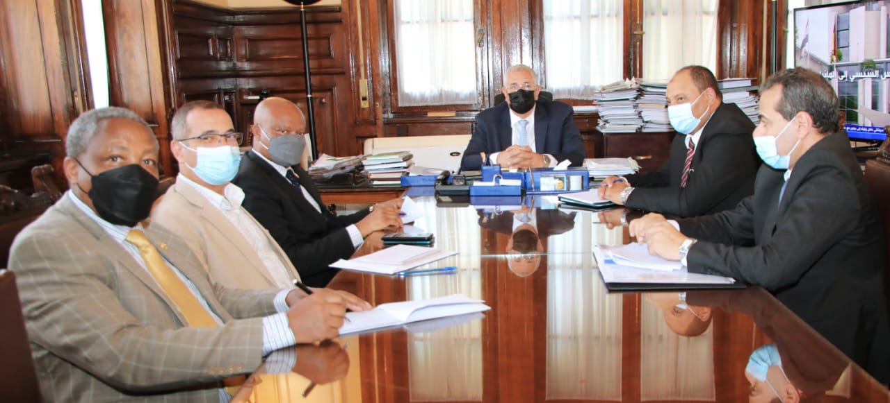 وزيرالزراعه يبحث مع مدير المكتب الإفريقى 