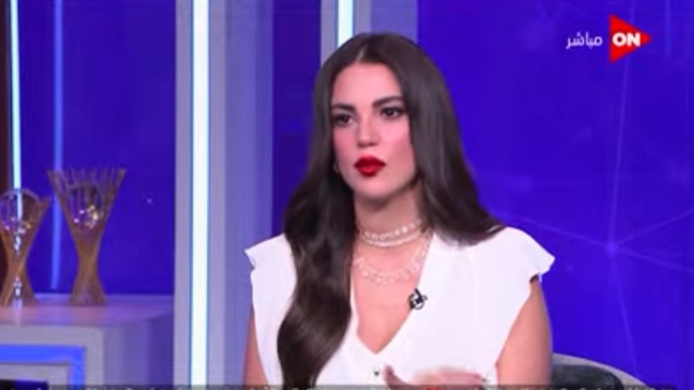 الفنانة درة 