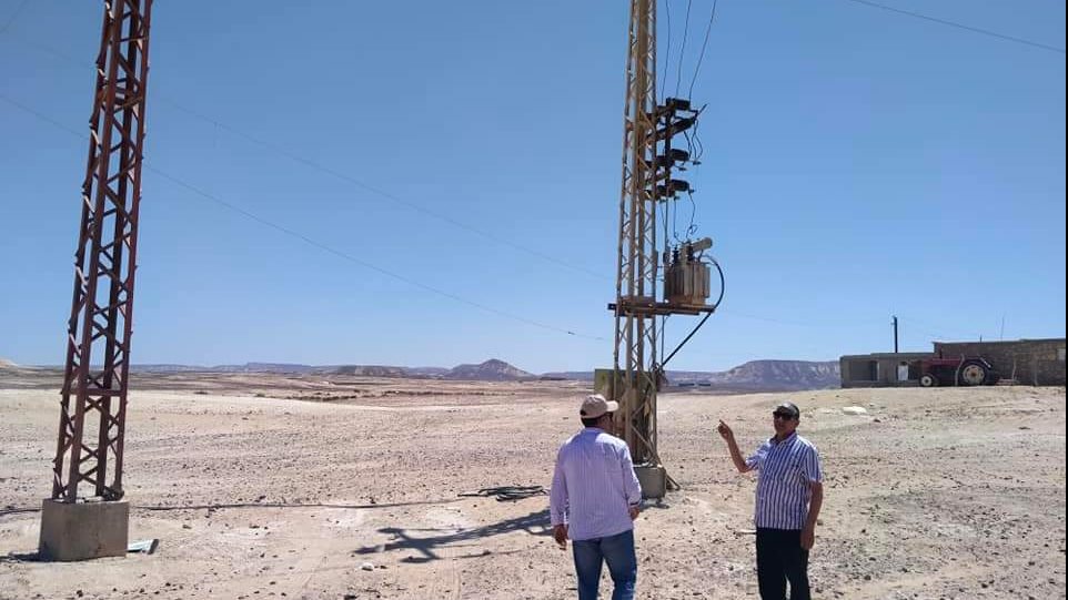 البغدادي يتابع مشروعات الكهرباء بقري الحسنة