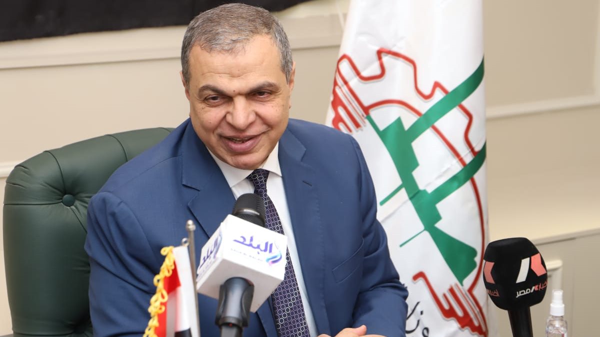 وزير القوي العاملة 