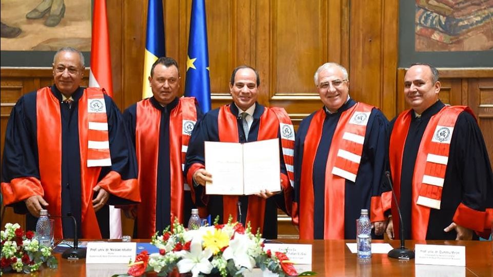 الرئيس السيسي يحصل على الدكتوراه الفخرية من جامعة بلجراد