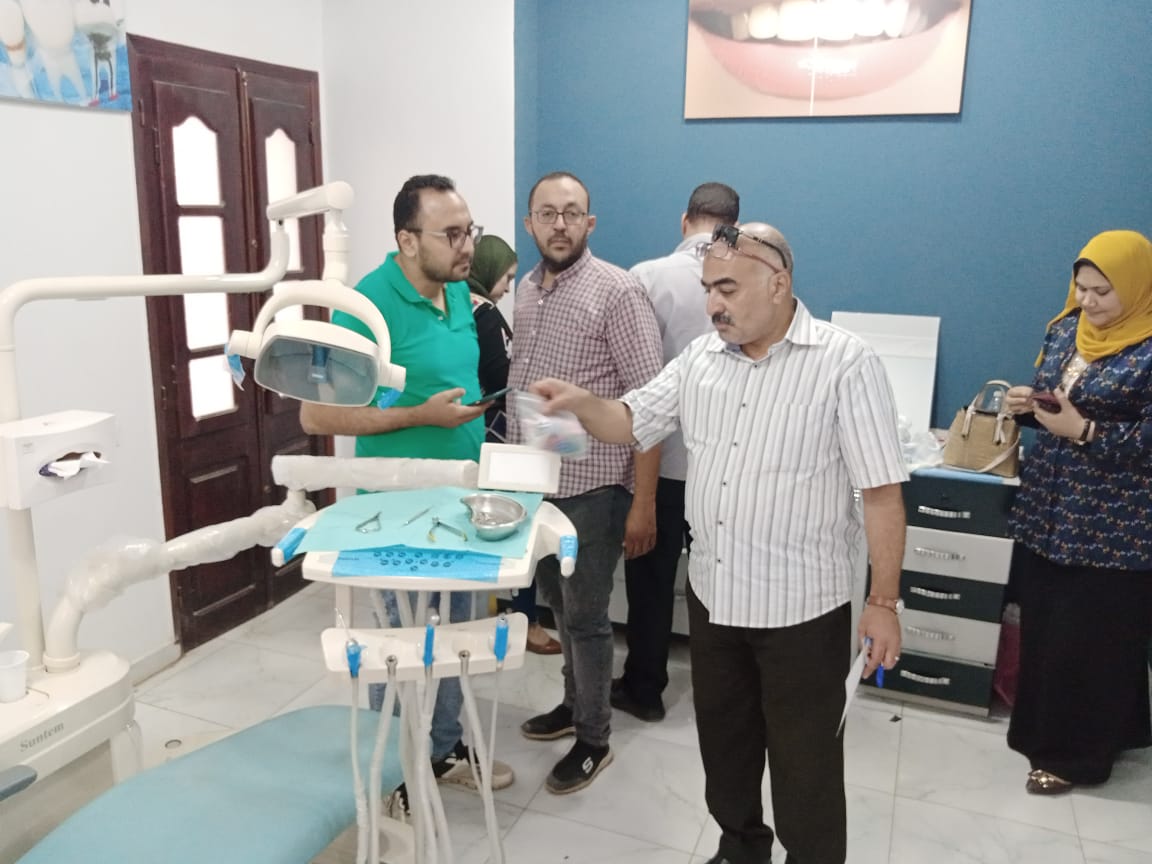 عيادة الطالب منتحل صفة طبيب الأسنان بسوهاج
