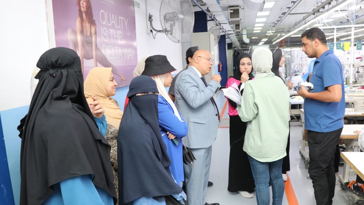 توفير فرص عمل