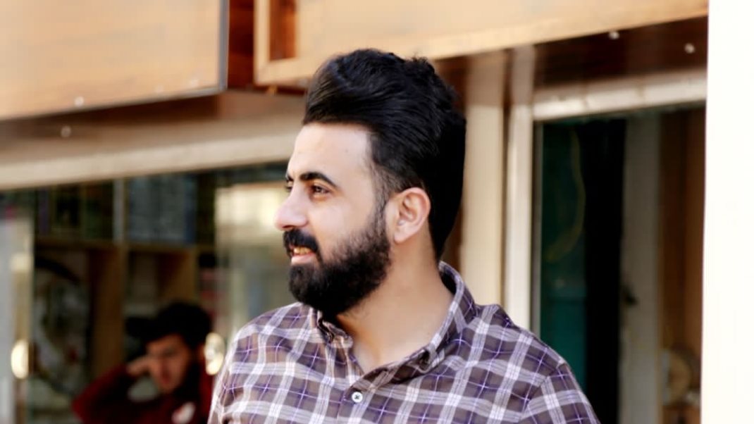 المخرج علي الحسني