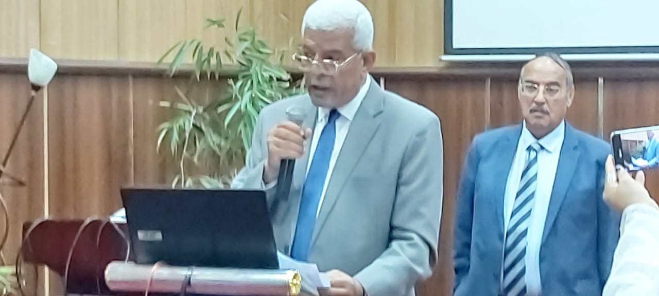 نقيب الزراعيين الدكتور سيد خليفة