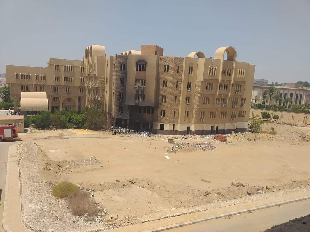 حريق كلية طب الأسنان 