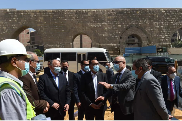 جولة رئيس مجلس الوزراء ومحافظ القاهرة.PNG 3