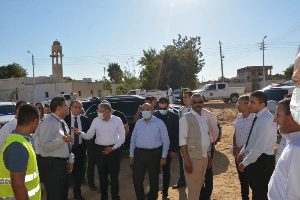وزير التنمية المحلية ومحافظ المنيا