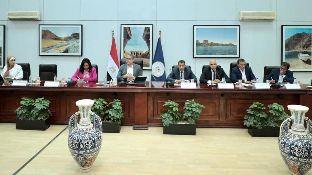  اجتماع وزيري السياحة، والطيران المدني