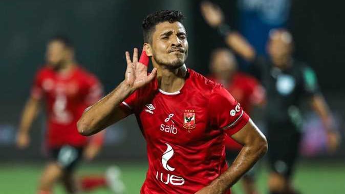 محمد شريف مهاجم الأهلي محمد شريف مهاجم الأهلي