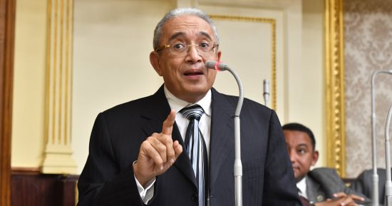  النائب ياسر عمر ، وكيل لجنة الخطة والموازنة بالبرلمان
