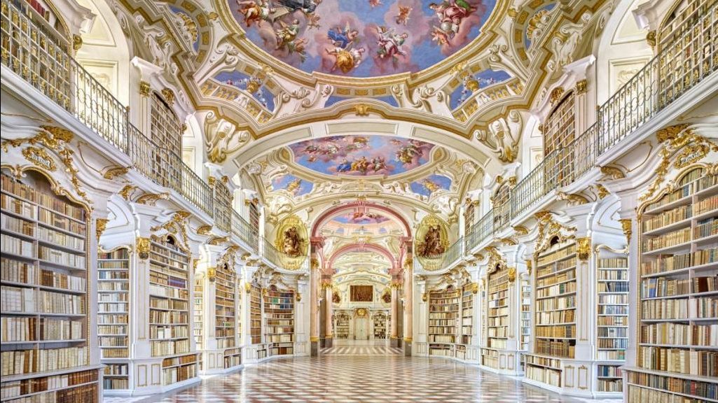 أقدم مكتبة دير في العالم 