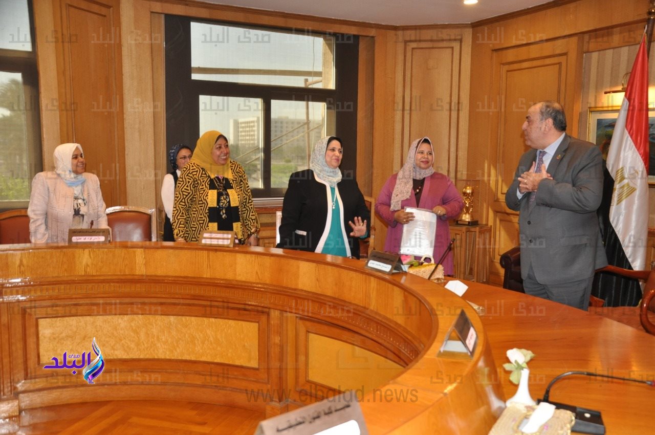 تمريض حلوان تحتفي بالدكتور ممدوح مهدي