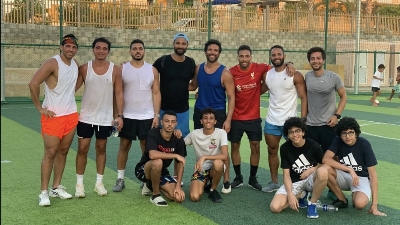 حسن الرداد بصحبه رامي رضوان وكريم فهمي