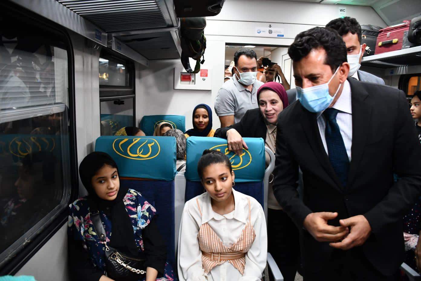 وزير الشباب والرياضة 