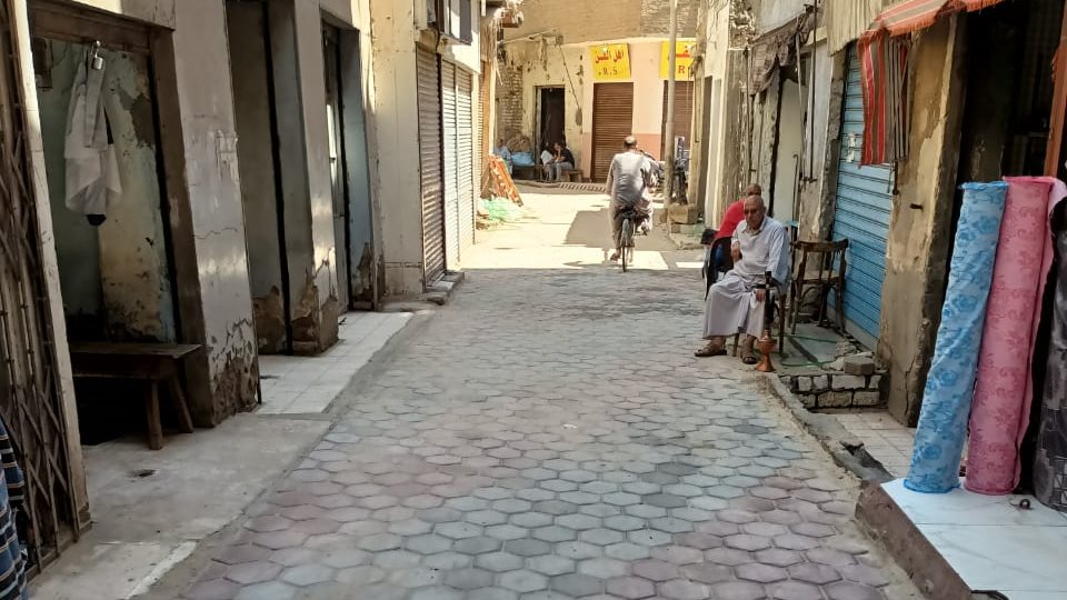 تركيب انترلوك بشوارع القوصية 