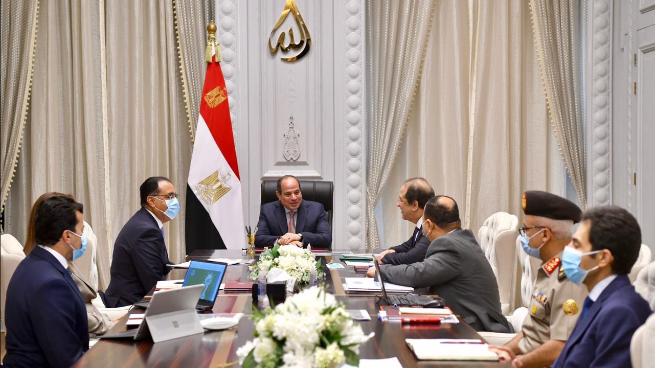 الرئيس عبد الفتاح السيسي الرئيس عبد الفتاح السيسي