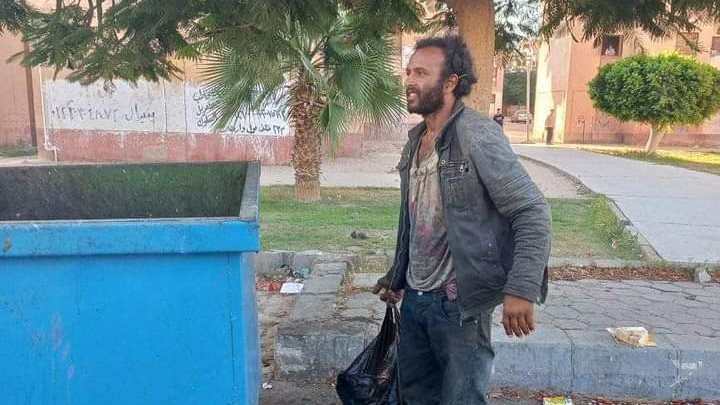 محمد شاب مشرد في شوارع السادات 