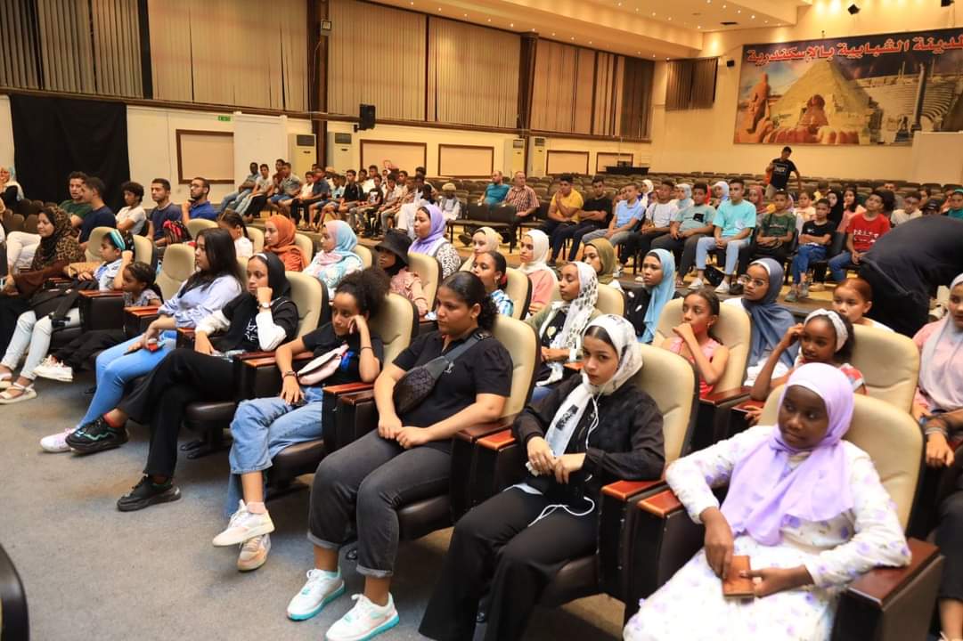 استقبال أولى أفواج قطار طلائع جنوب الصعيد 