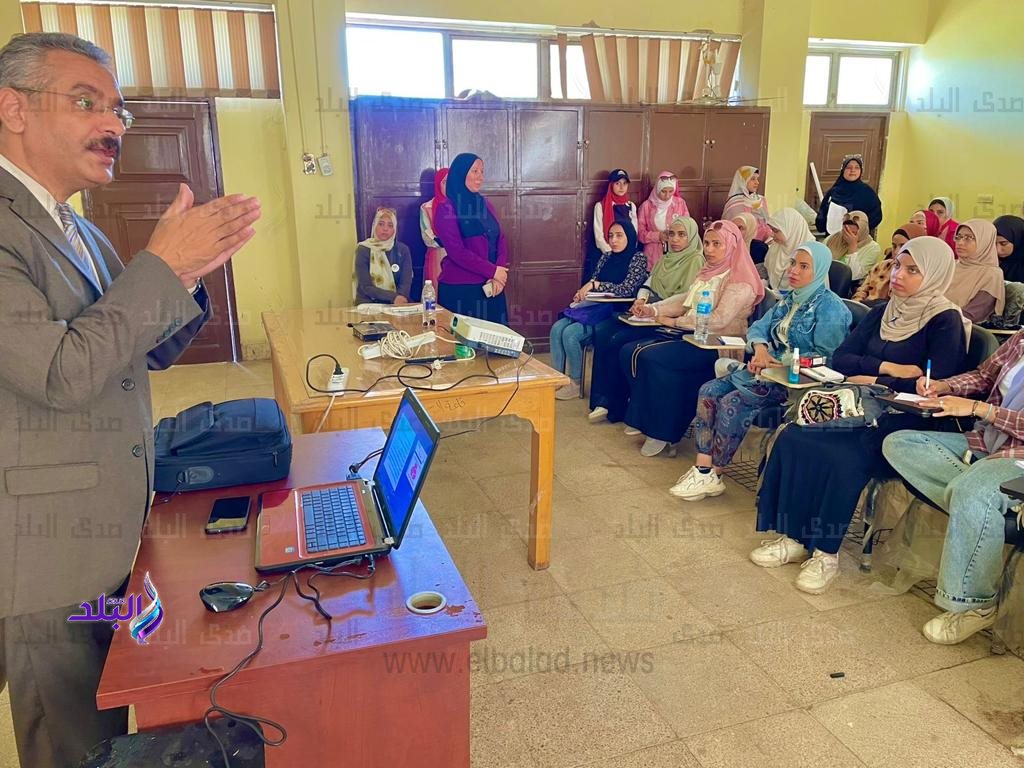 تأهيل الطلاب والطالبات للالتحاق بالمشروع القومي لمحو الأمية