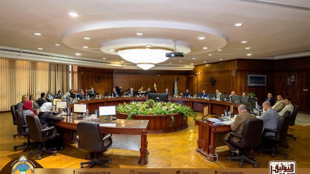 جامعة طنطا 