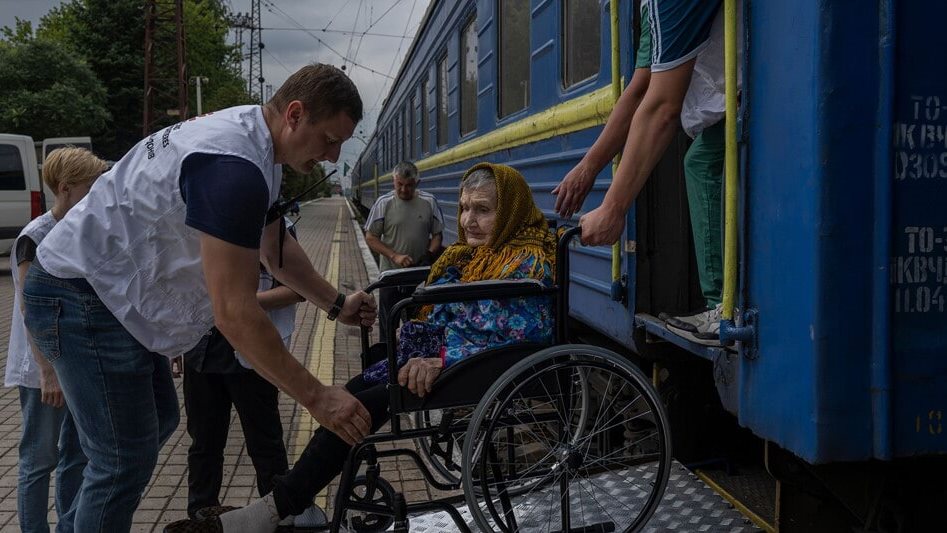 العفو الدولية: الجيش الأوكراني عرّض حياة مدنيين للخطر