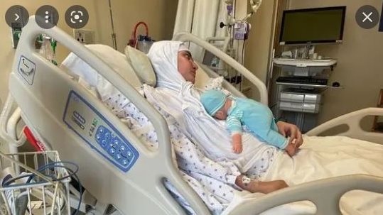 أم ضحية انفجار مرفأ بيروت حرمت من ابنها لتحتضن دمية