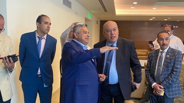 الطيار منتصر مناع نائب وزير الطيران المدني