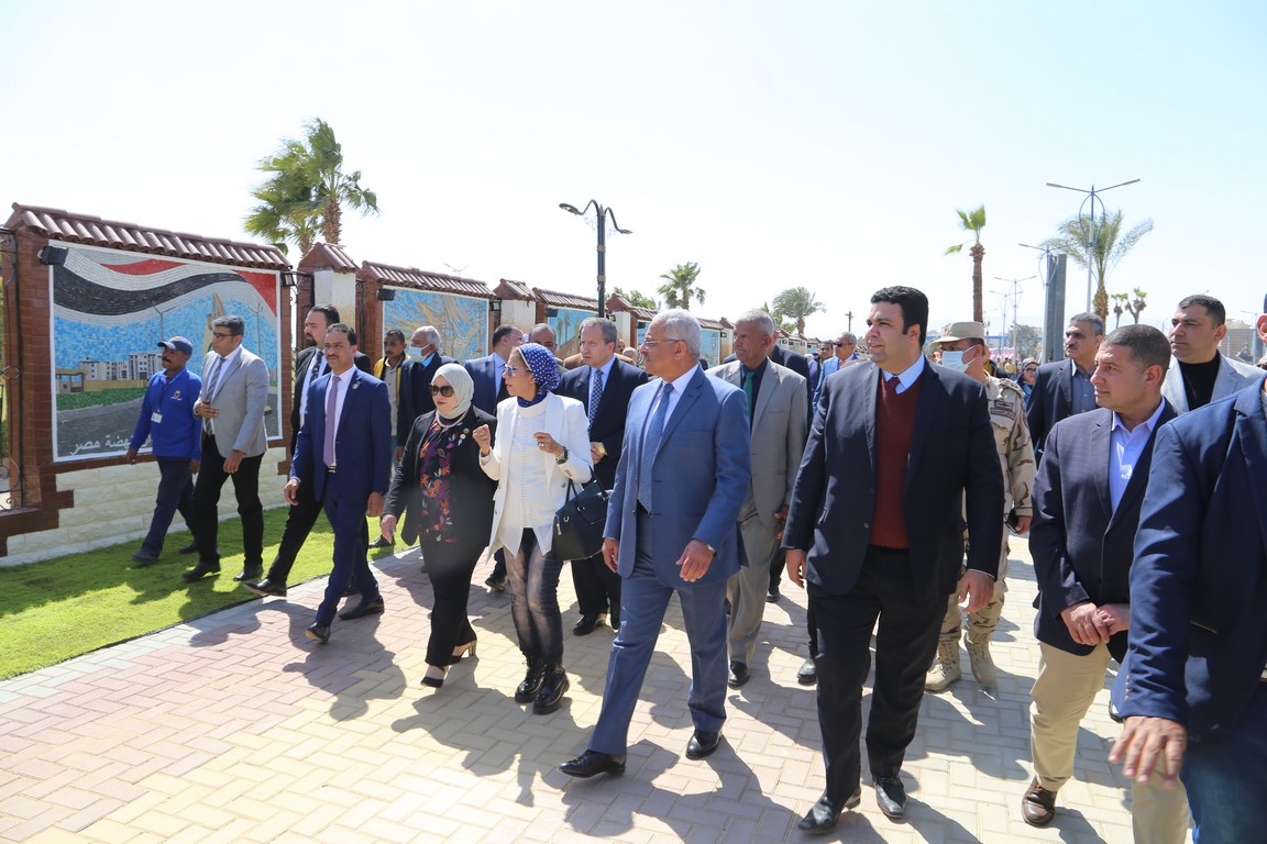 محافظ السويس 