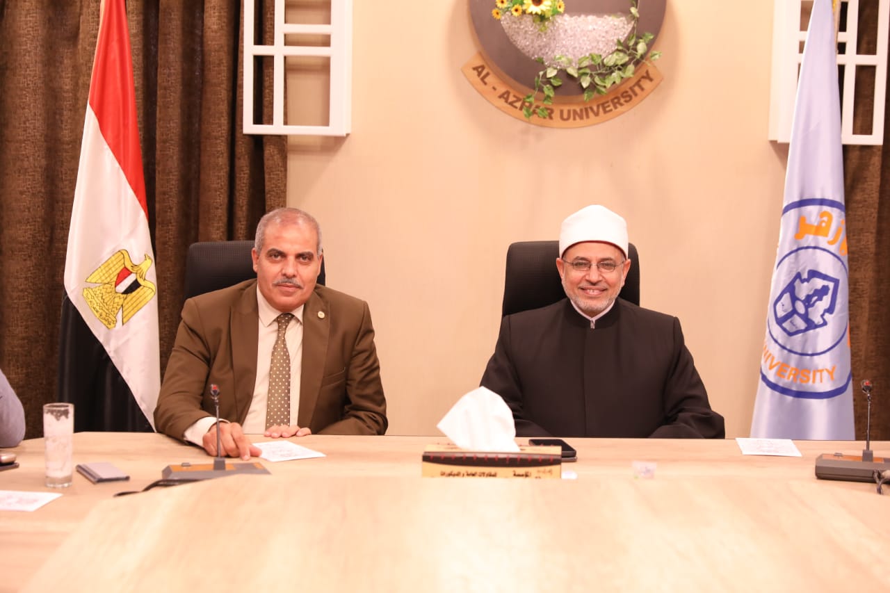 الدكتور سلامة داوود والدكتور محمد المحرصاوي