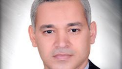 الدكتور أحمد محمد عبد المولى 