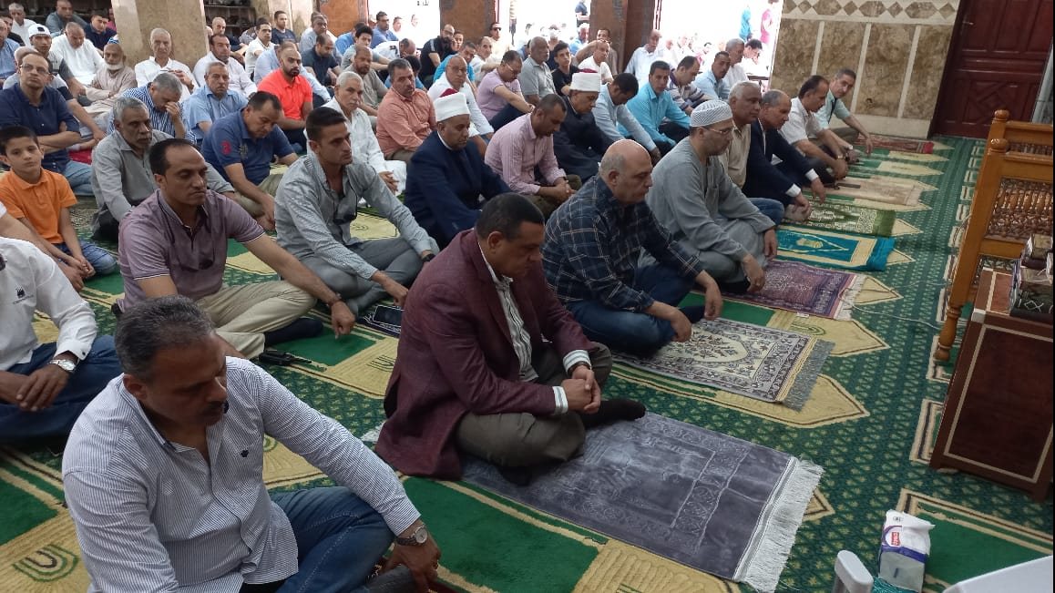 محافظ البحيرة