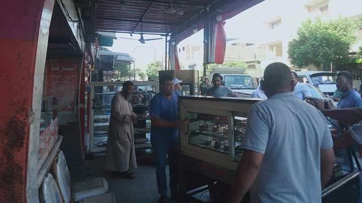 محل الحلويات 