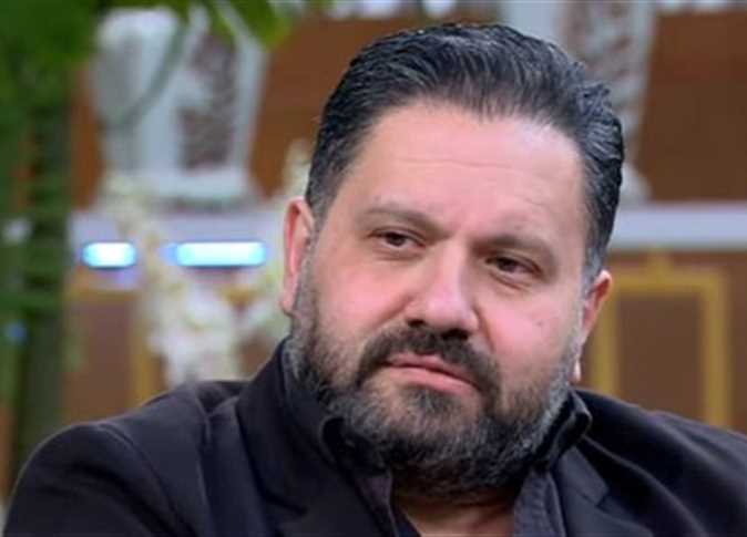 قلبي وجعني أوي.. إدوارد ينعي سامح عبد العزيز بكلمات مؤثرة