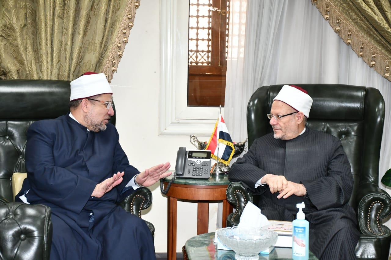 مفتي الجمهورية ووزير الأوقاف 