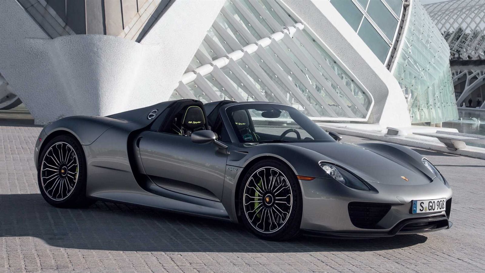 بورشه 918 سبايدر