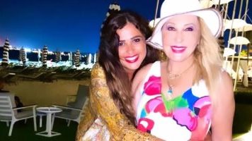 نادية الجندي وياسمين عبد العزيز