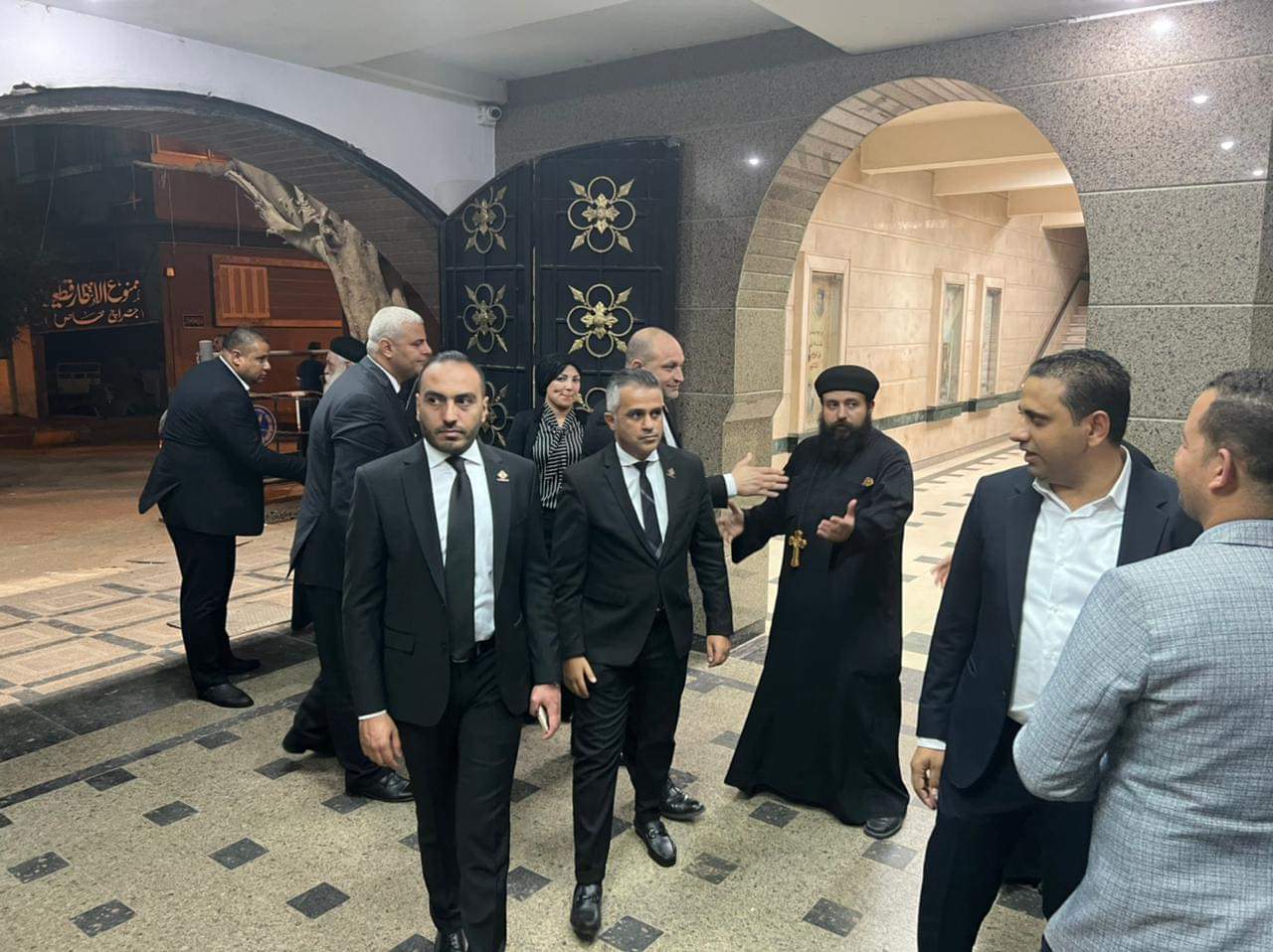 received_1105256353758248