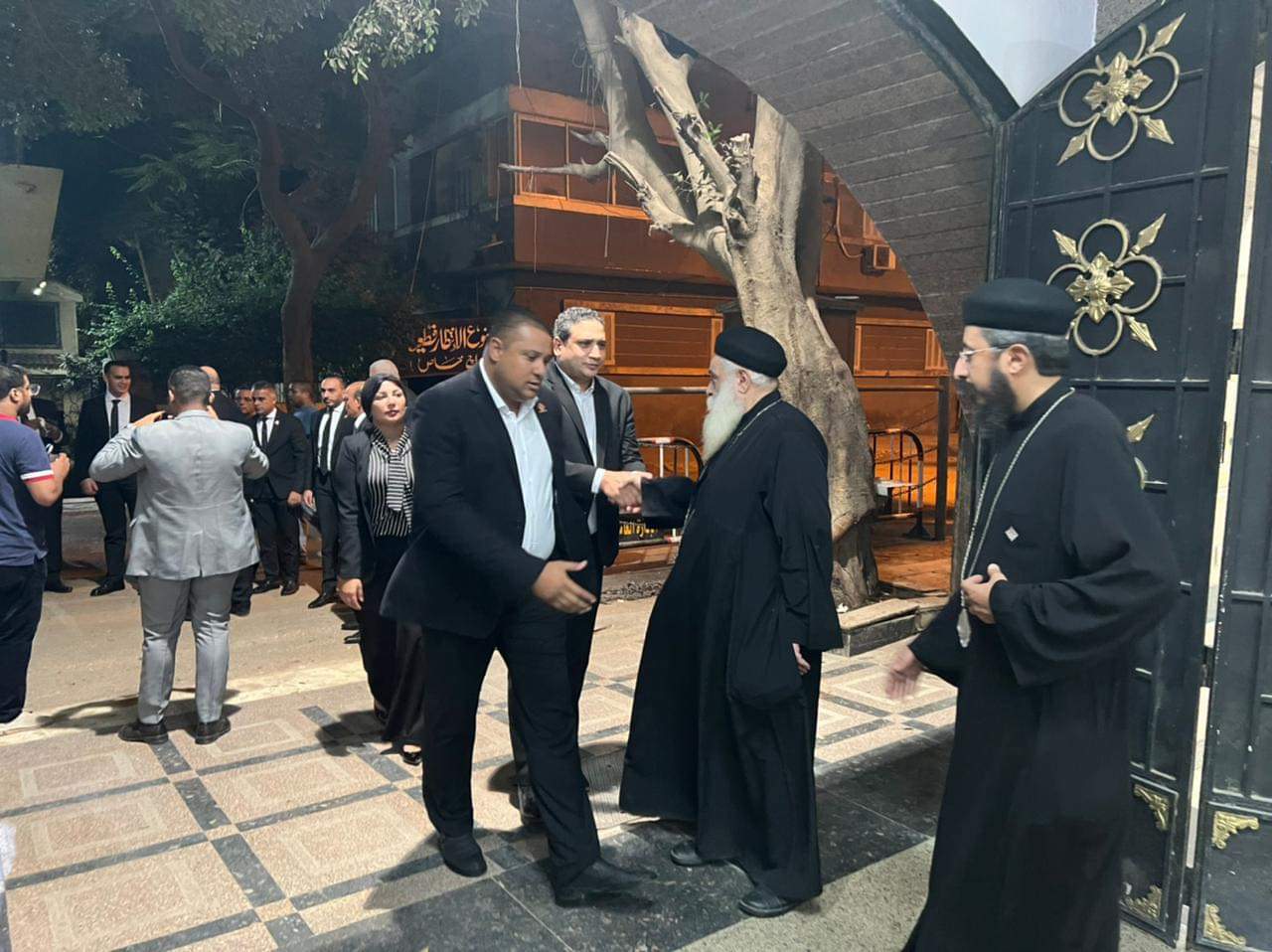 received_762598165062475