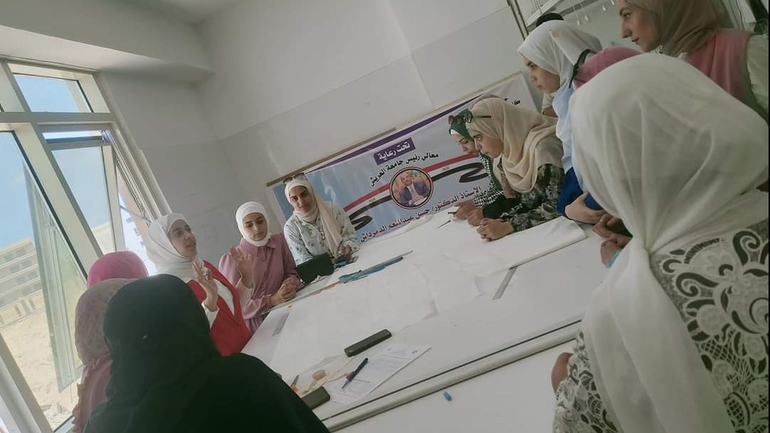برنامج تدريبي علي الحياكة بجامعة العريش 