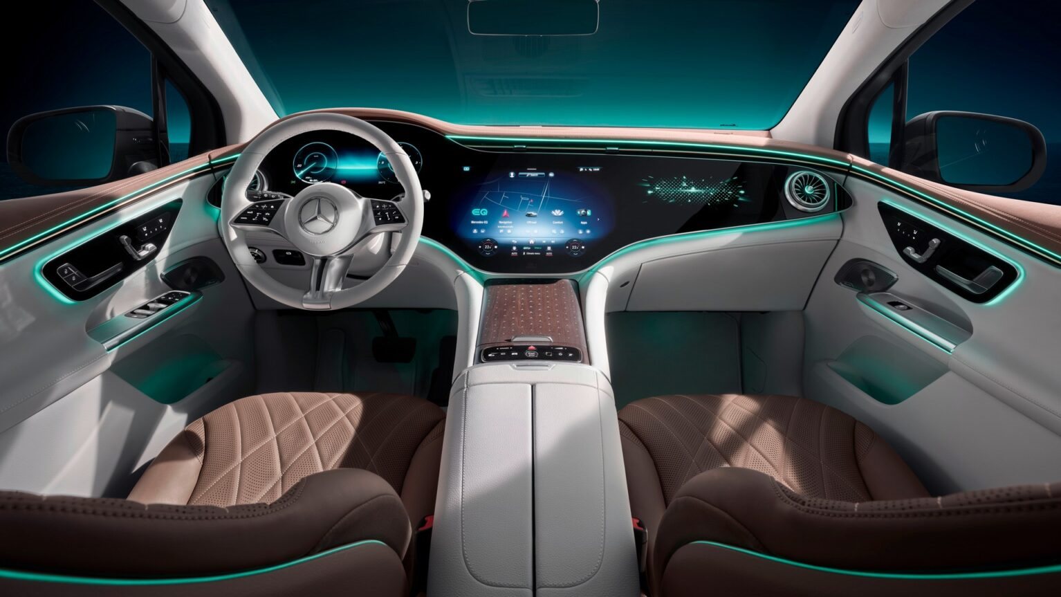  مرسيدس  EQE الـ SUV  الجديدة