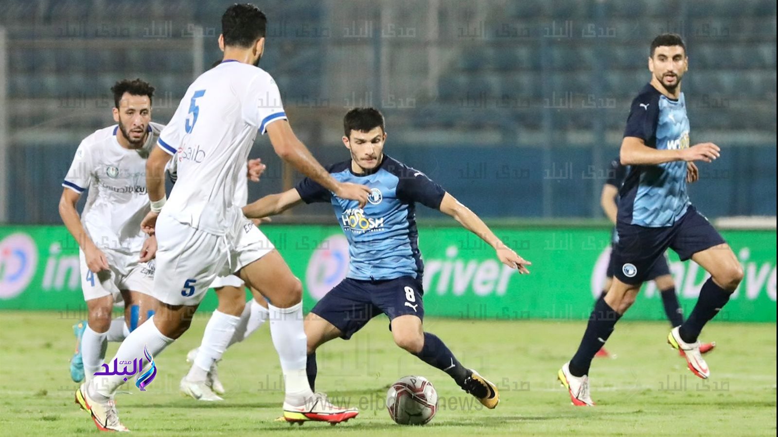 لقاء بيراميدز وسموحة 