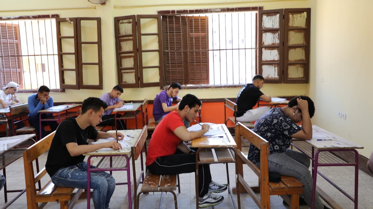 امتحانات الدور الثاني
