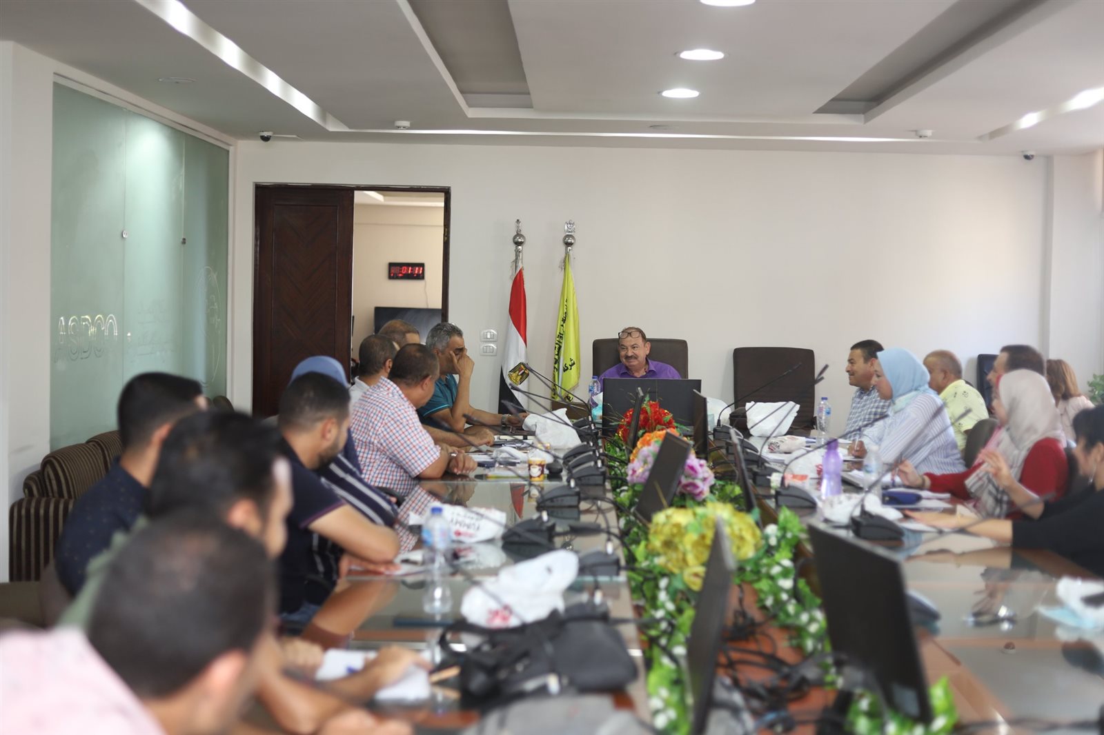 اجتماع بشركة الصرف الصحي بالإسكندرية 