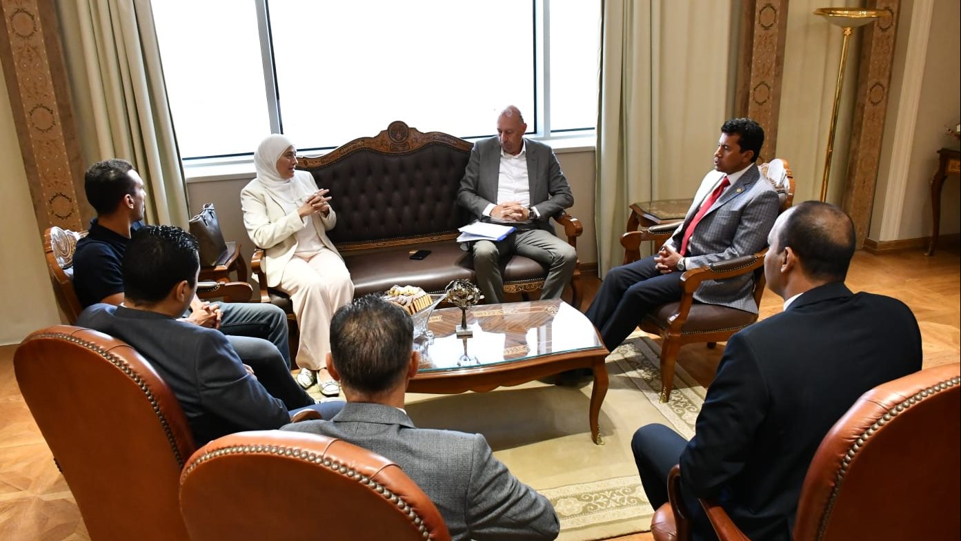 وزير الرياضة يناقش استعدادات الخماسي الحديث لأولمبياد باريس 